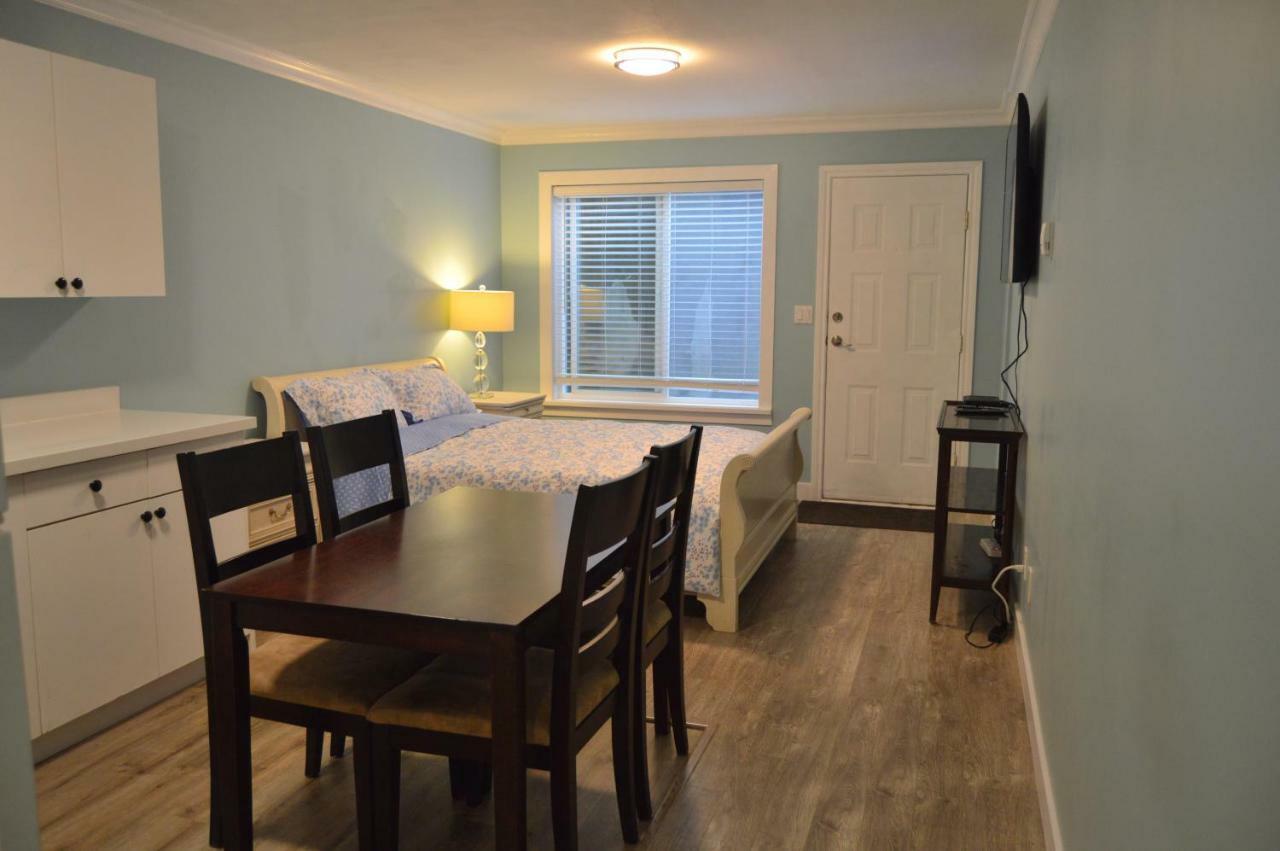 Jane'S Cozy Suite Surrey Esterno foto